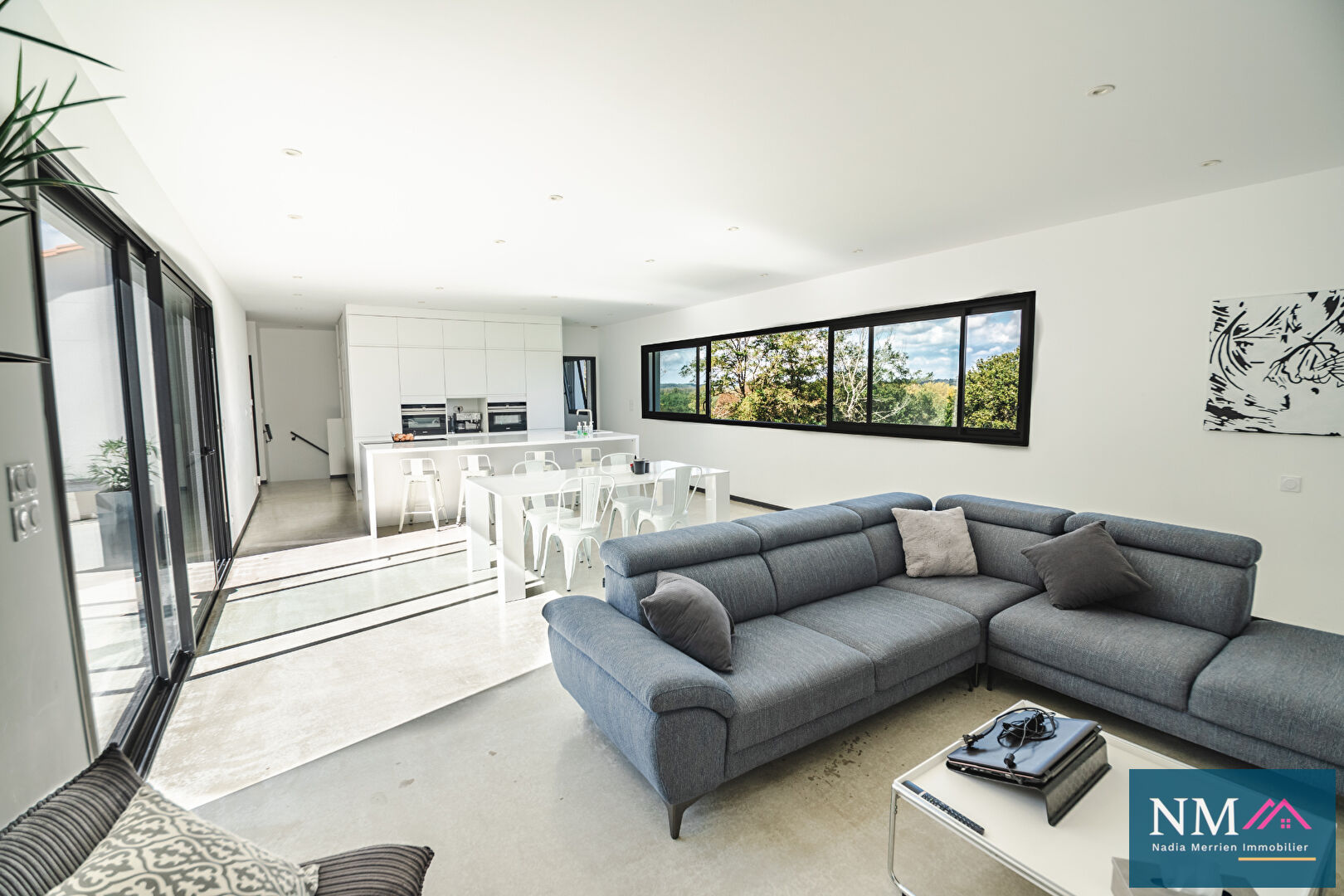 Agence immobilière de NADIA MERRIEN IMMOBILIER Urcuit - Agence NM IMMOBILIER