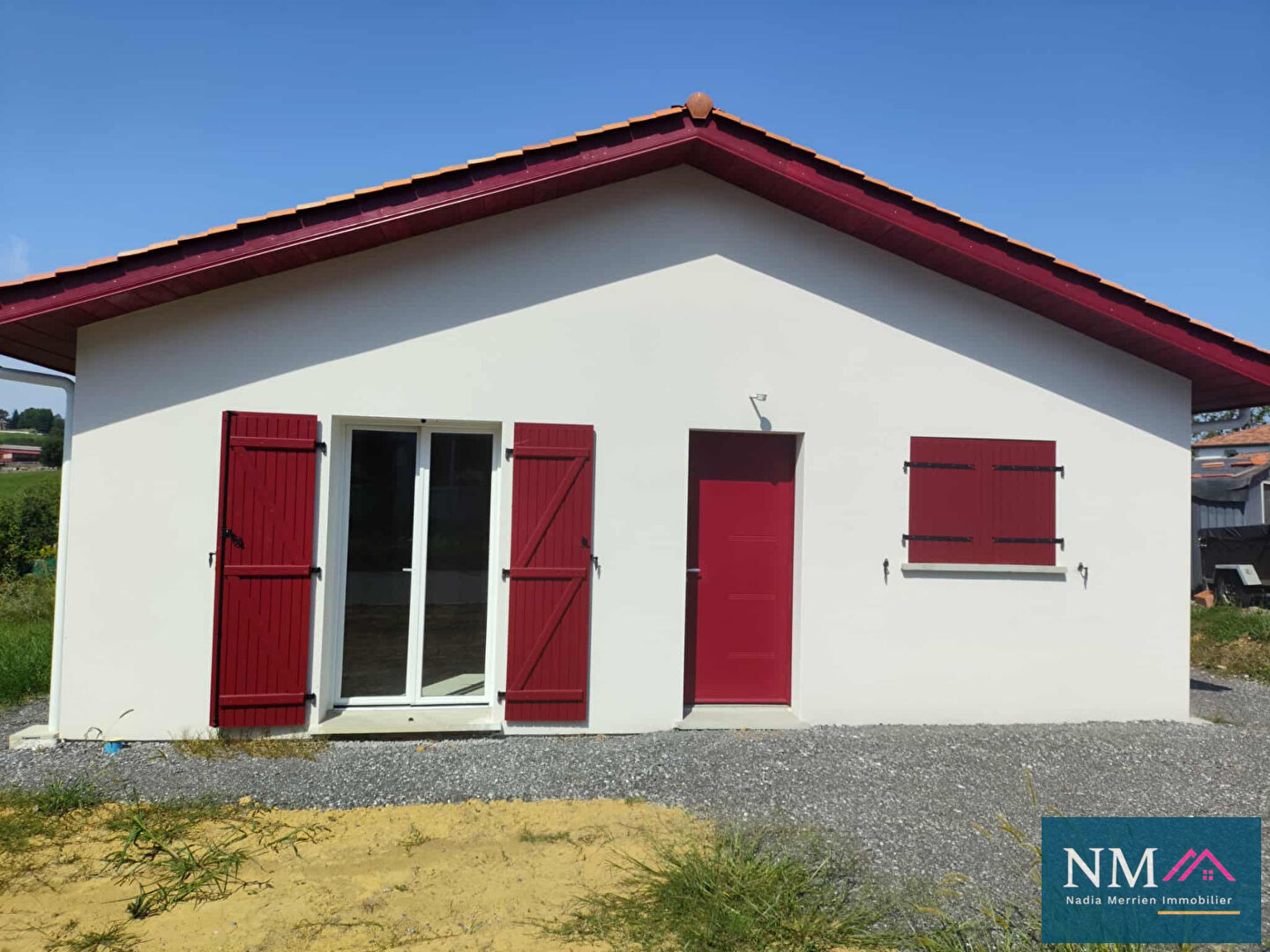 Agence immobilière de NADIA MERRIEN IMMOBILIER Urcuit - Agence NM IMMOBILIER