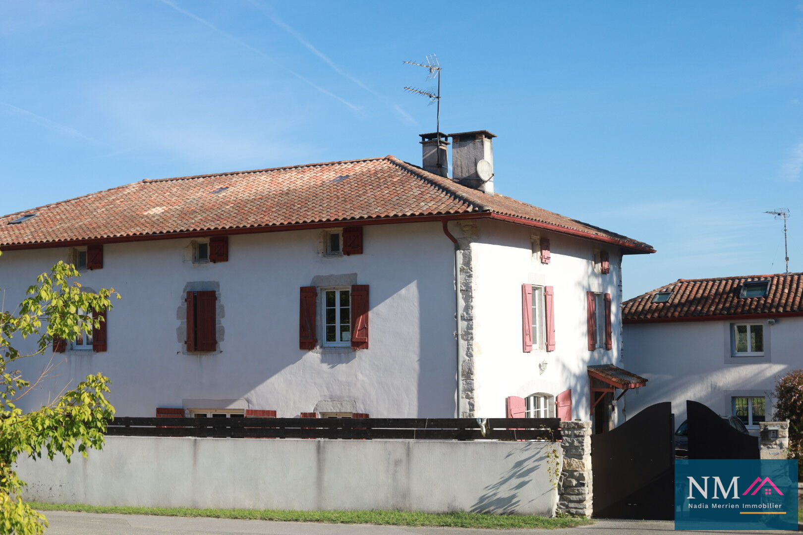 Belle maison ancienne au charme authentique, au bord de l'Adour