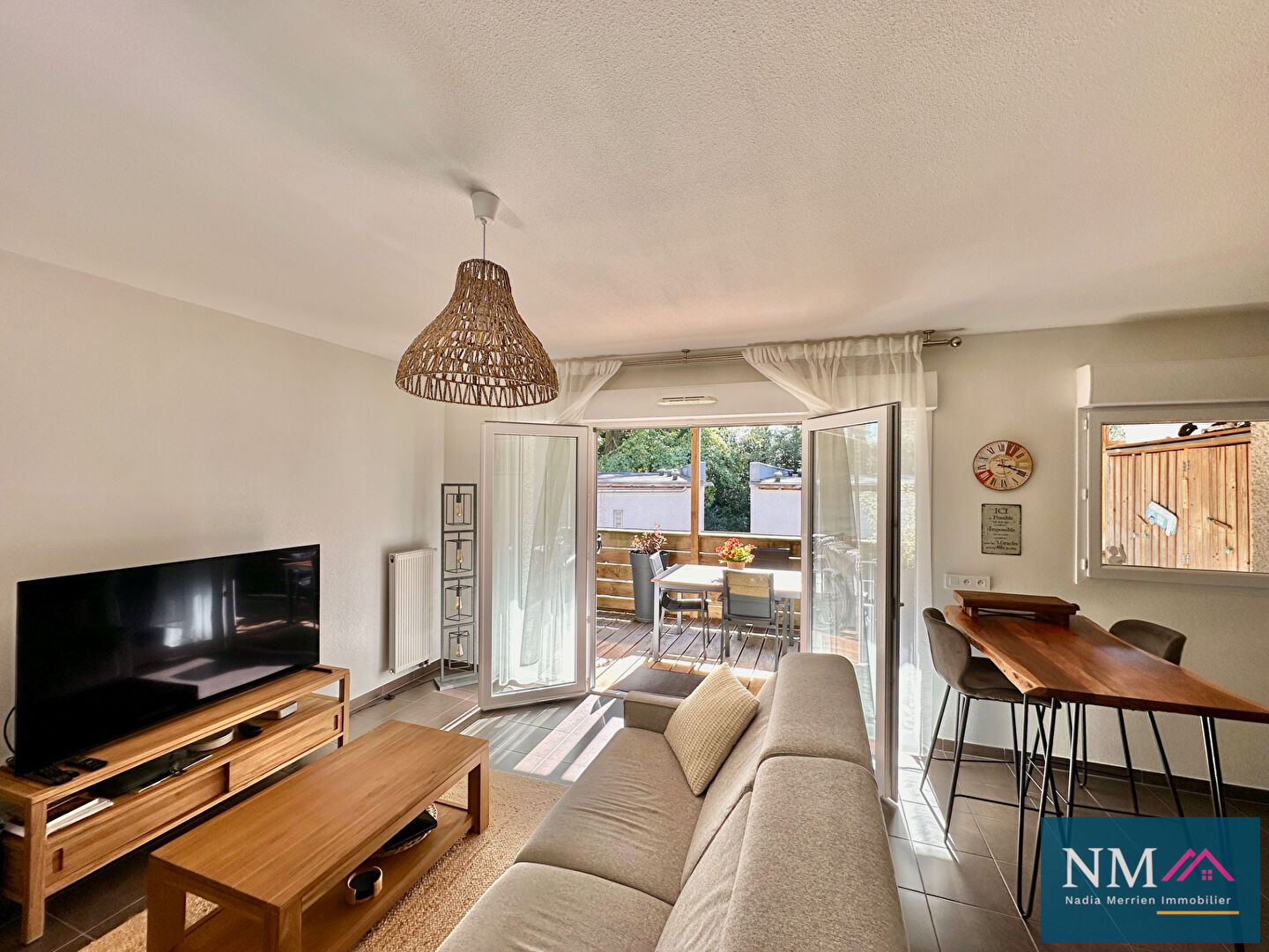 Agence immobilière de NADIA MERRIEN IMMOBILIER Urcuit - Agence NM IMMOBILIER