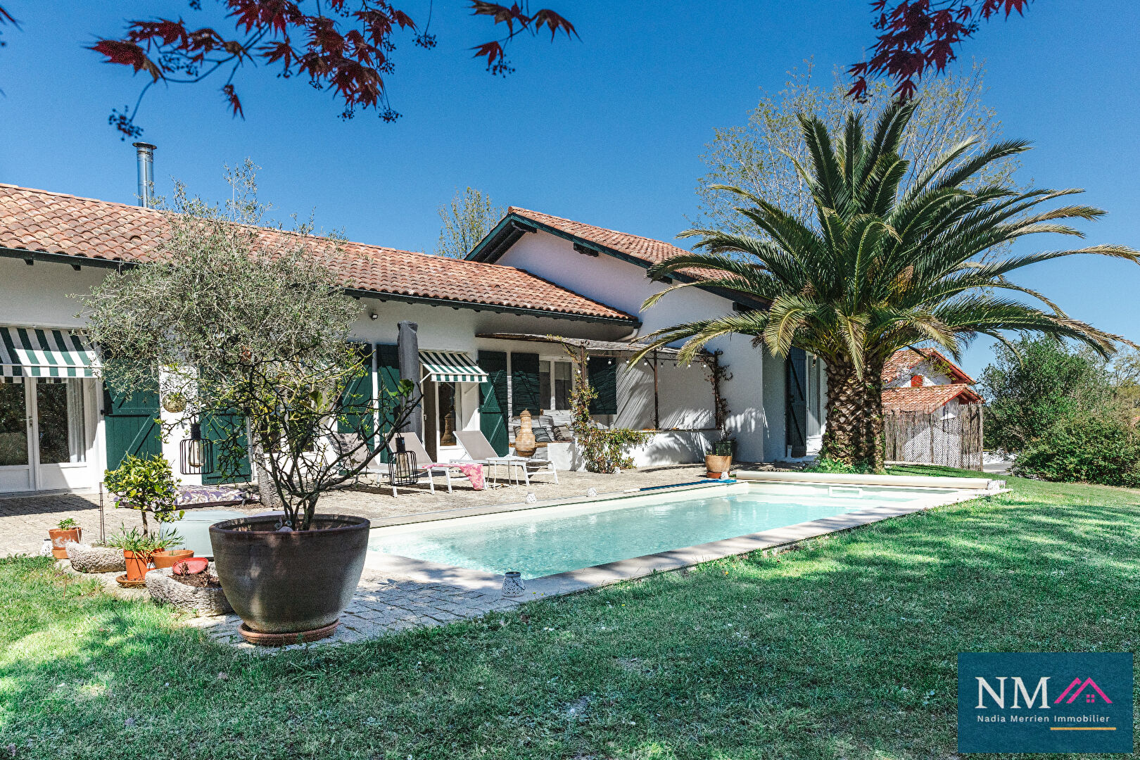 Agence immobilière de NADIA MERRIEN IMMOBILIER Urcuit - Agence NM IMMOBILIER