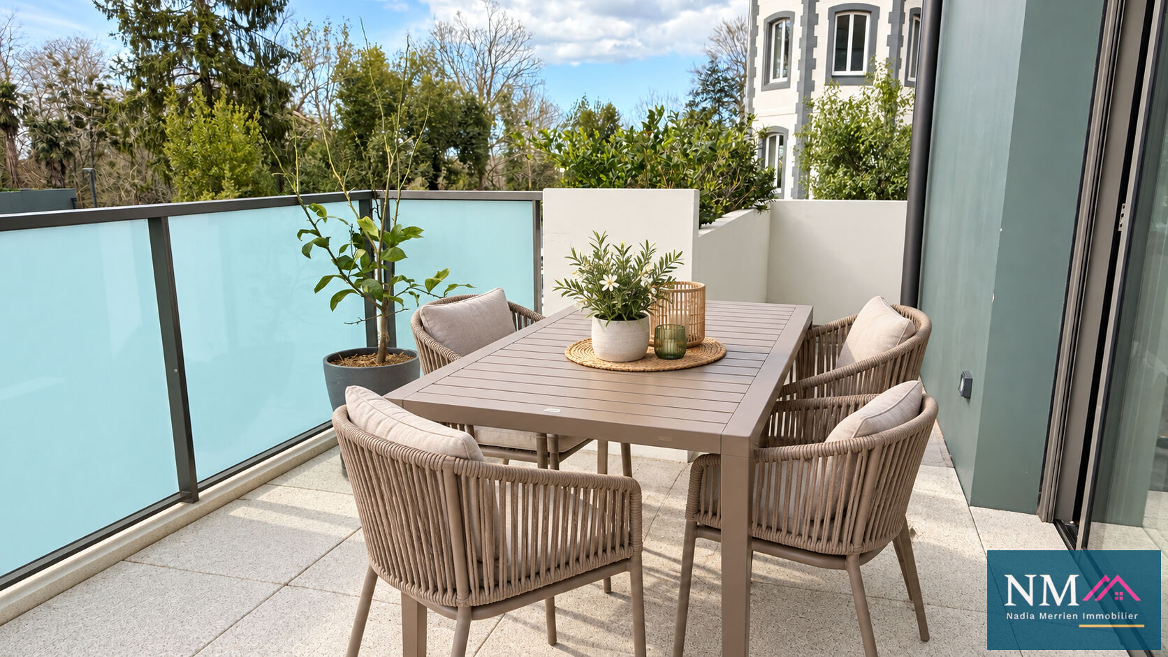 Agence immobilière de NADIA MERRIEN IMMOBILIER Urcuit - Agence NM IMMOBILIER