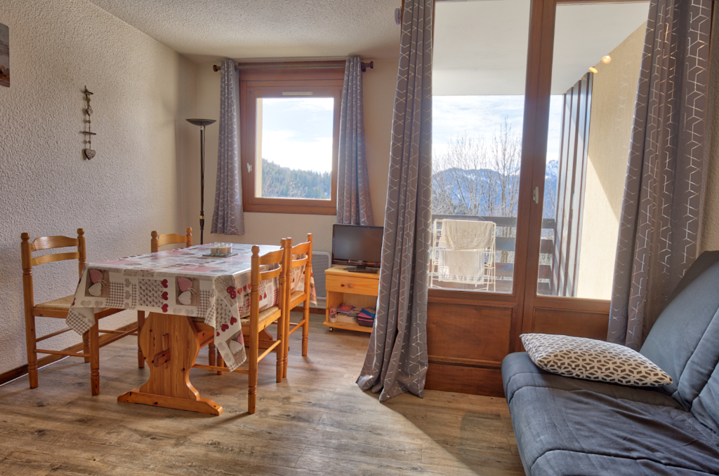 Photo GRAND STUDIO EN EXPOSITION SUD image 1/6