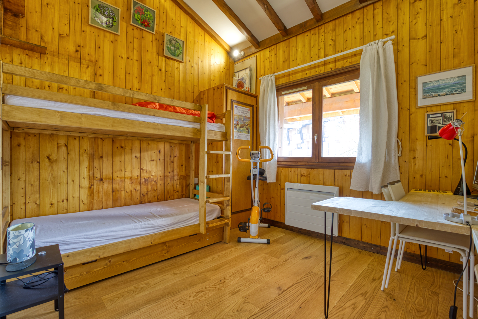 Photo GRAND SEJOUR AVEC POUTRES APPARENTES image 6/6