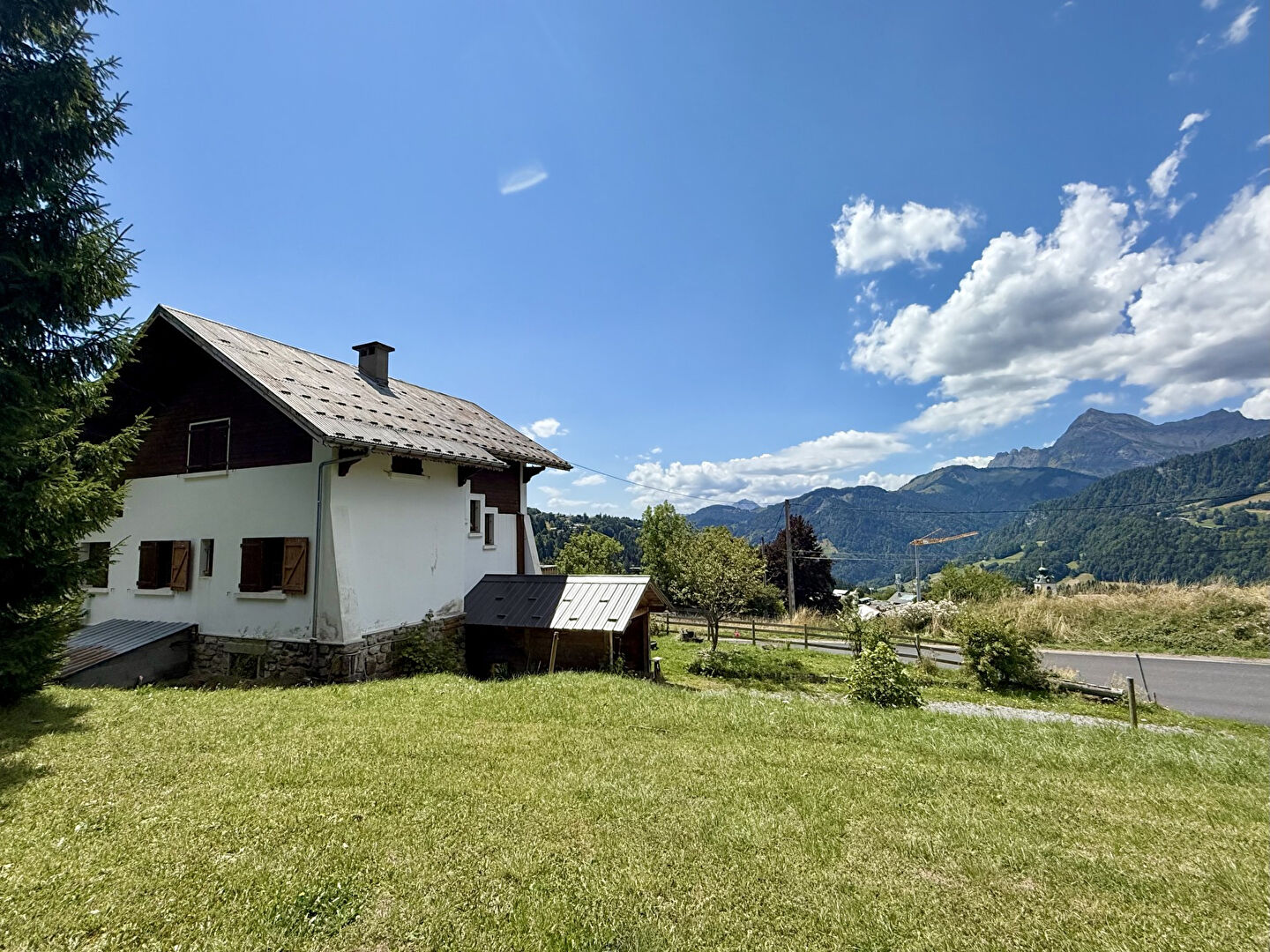 Photo VUE MAGNIFIQUE POUR CE CHALET AVEC GRANDE PARCELLE DE 1133M² image 5/6