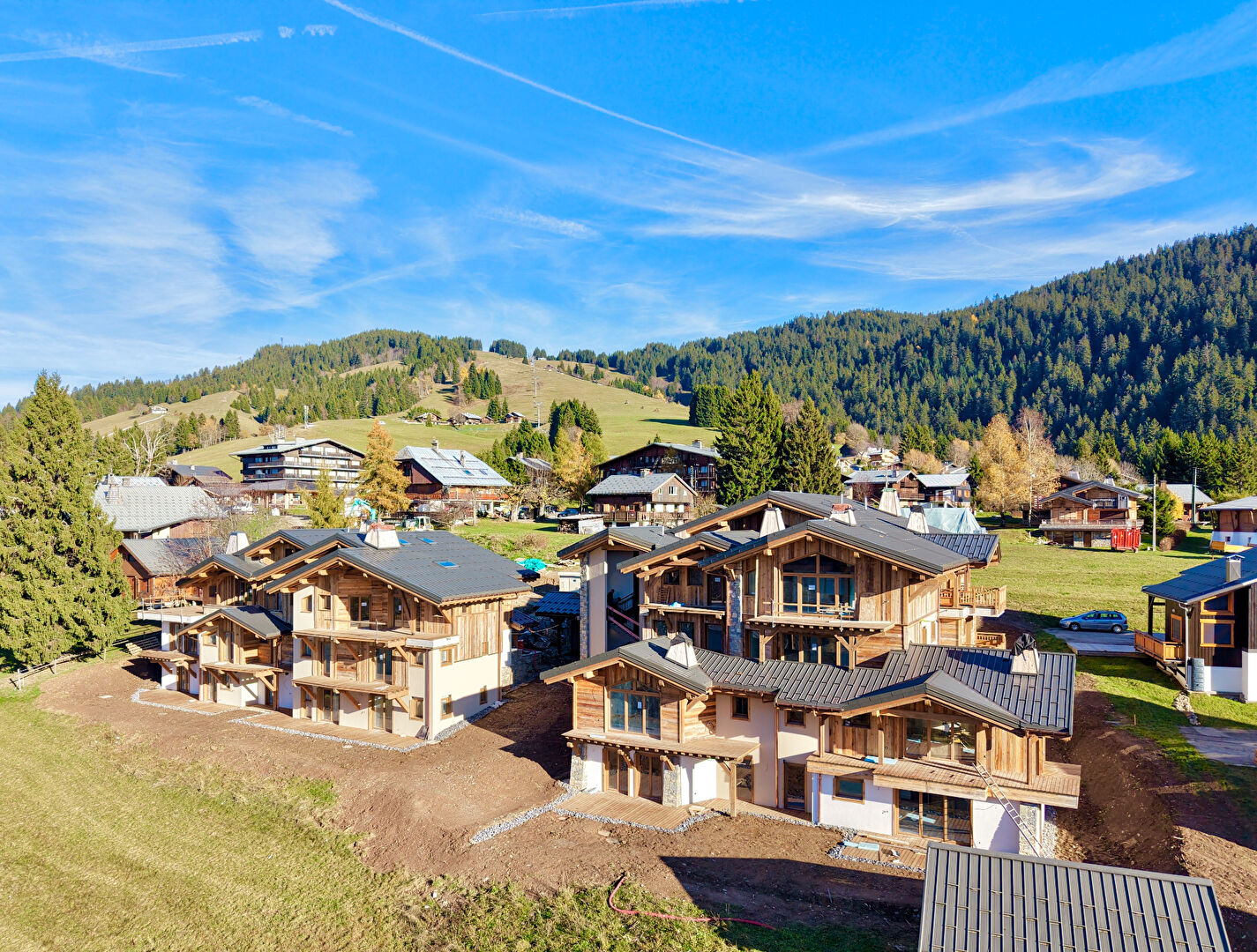 APPARTEMENT TROIS PIECES AVEC DE SPLENDIDES VUES MONTAGNES