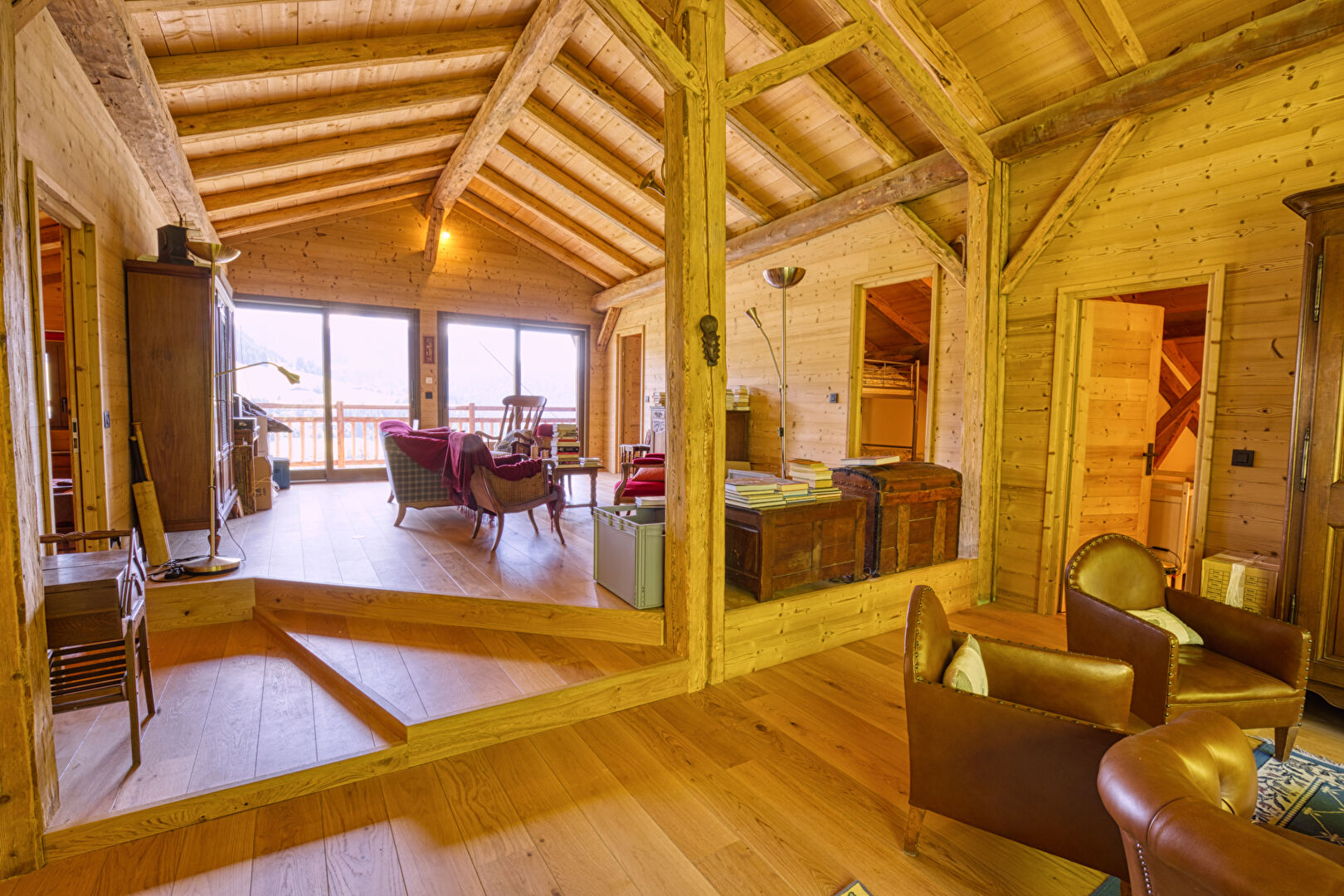 
CHALET EXPOSITION SUD SUPERBE VUE MONTAGNES
