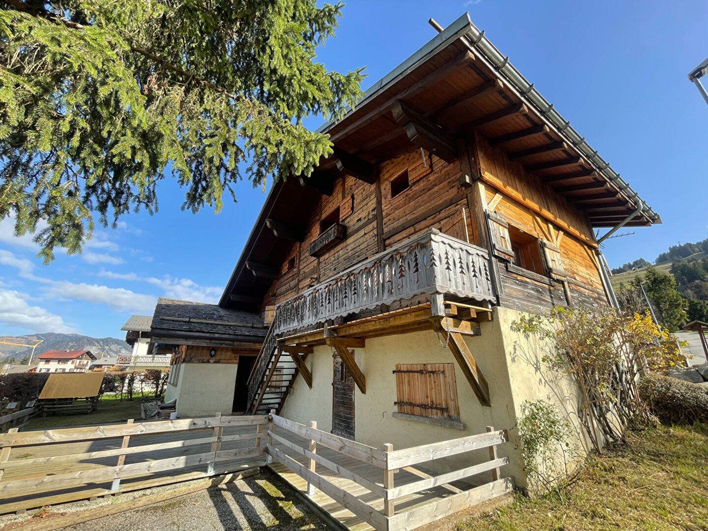 CHALET AU PIED DES PISTES DE L'ESPACE DIAMANT