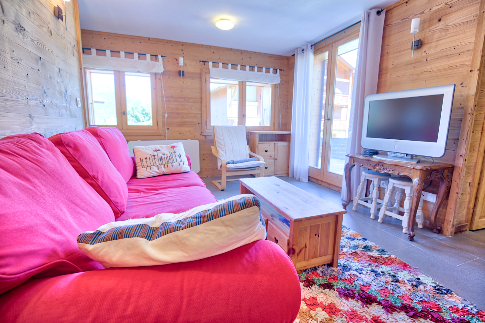 Photo TROIS PIECES PIED DES PISTES ET PROCHE COMMERCES image 2/6