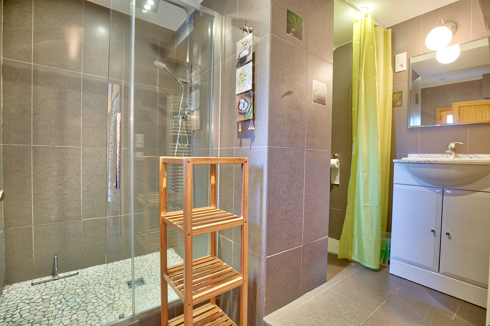 Photo TROIS PIECES PIED DES PISTES ET PROCHE COMMERCES image 6/6