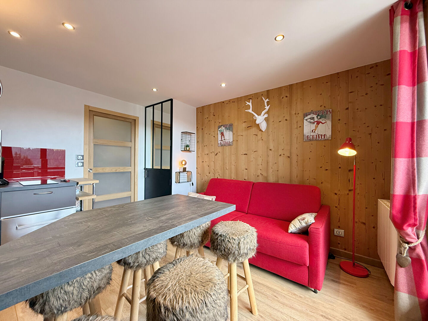 Photo STUDIO DE CARACTERE AU PIED DES PISTES image 3/6