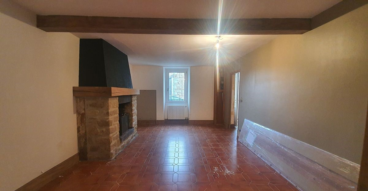 Photo Proche de SAINT LEONARD DE NOBLAT, image 5/6