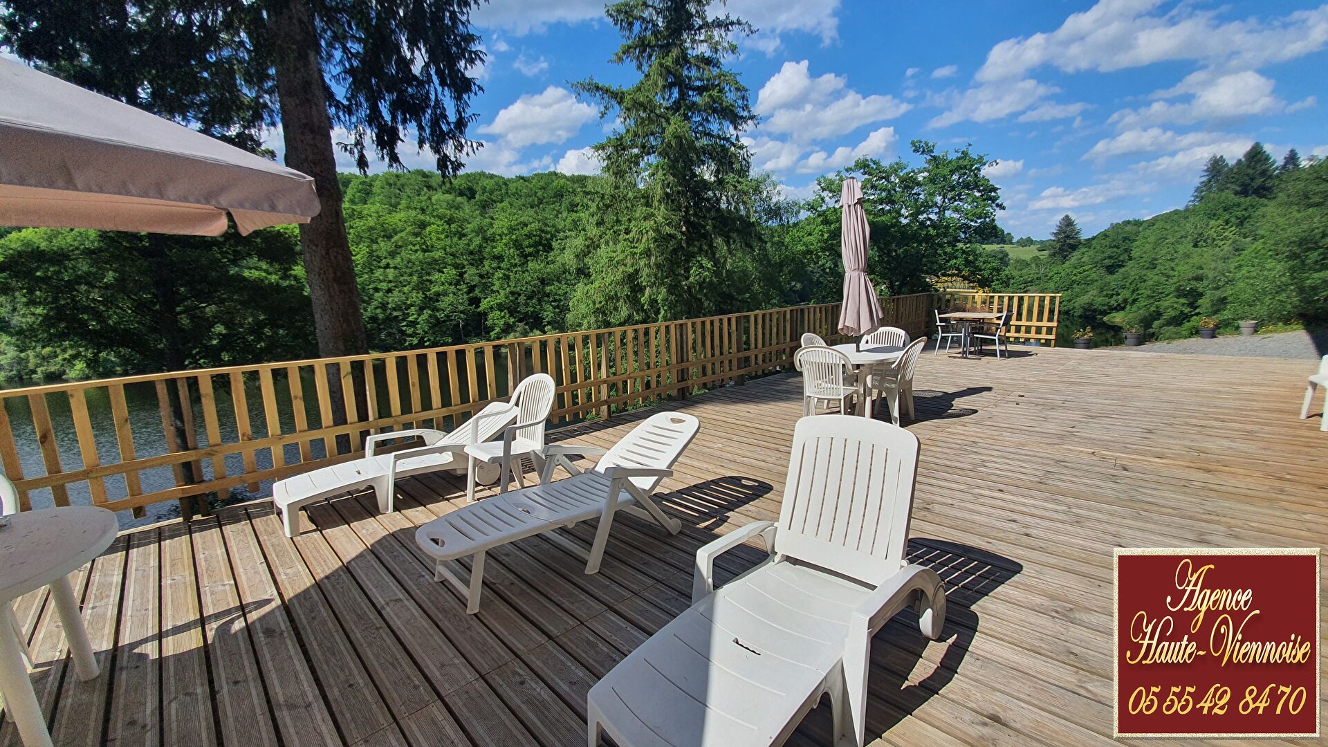 Photo Proche SAINT LEONARD DE NOBLAT, image 3/6