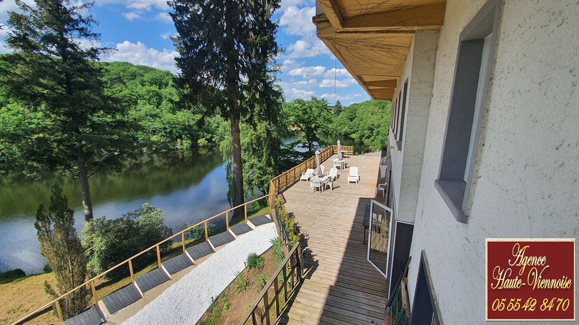 Photo Proche SAINT LEONARD DE NOBLAT, image 6/6