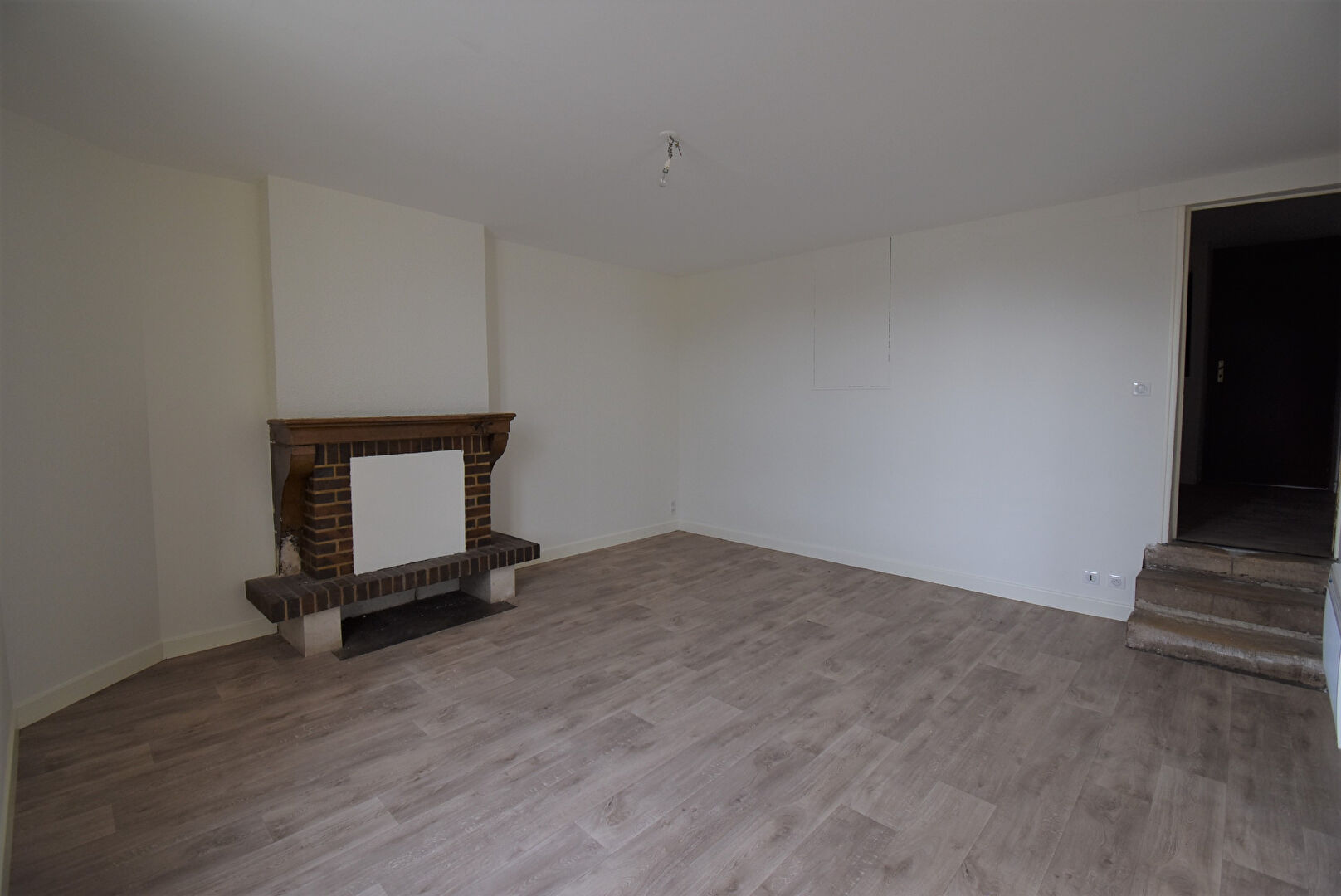 Photo Appartement Brienne Le Château 3 pièce(s) 84.50 m2 image 2/4