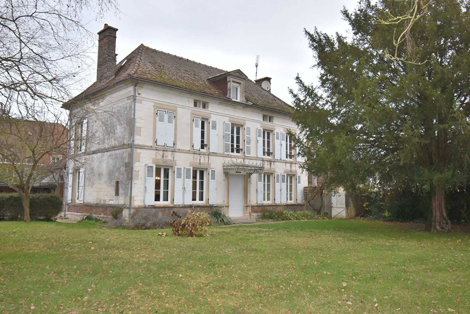 Propriété à Nogent Sur Aube 8 pièces 190 m2