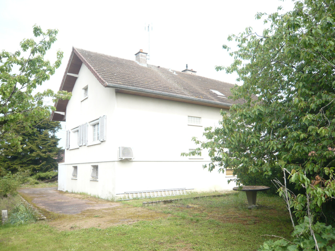 Photo Labergement les Seurre, Maison de 8 Pièces, 6 Chambres, 1200m² de terrain image 3/6