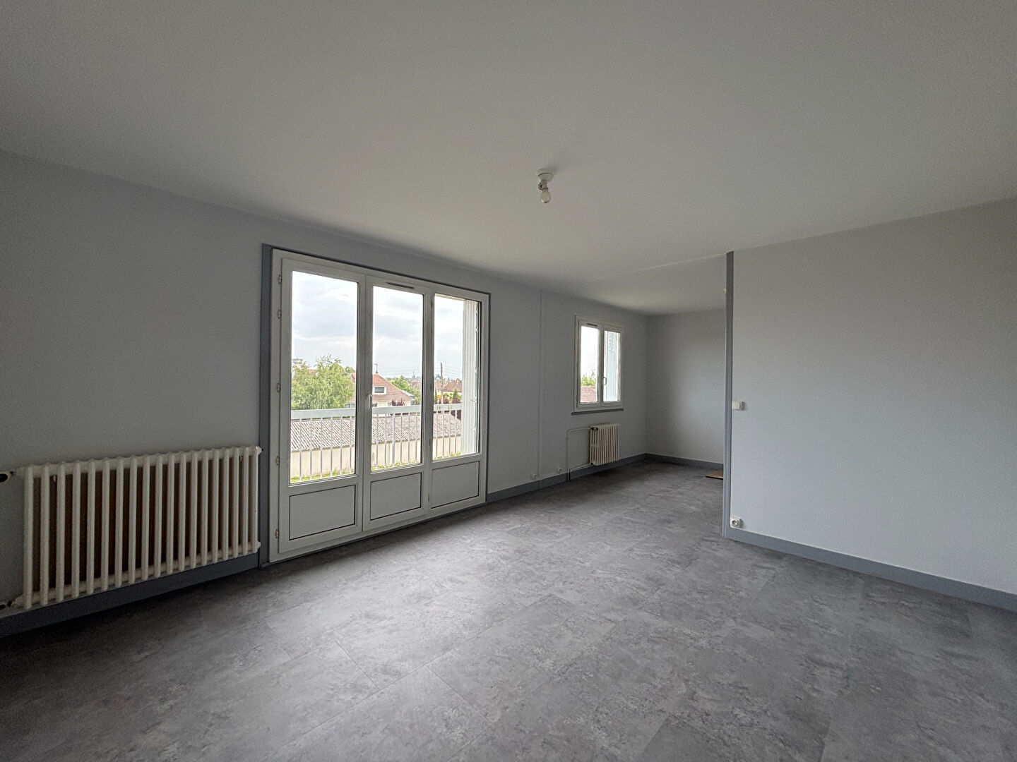 Agence immobilière de AGENCE JEAN POSSON - LES LOGIS DE BROU