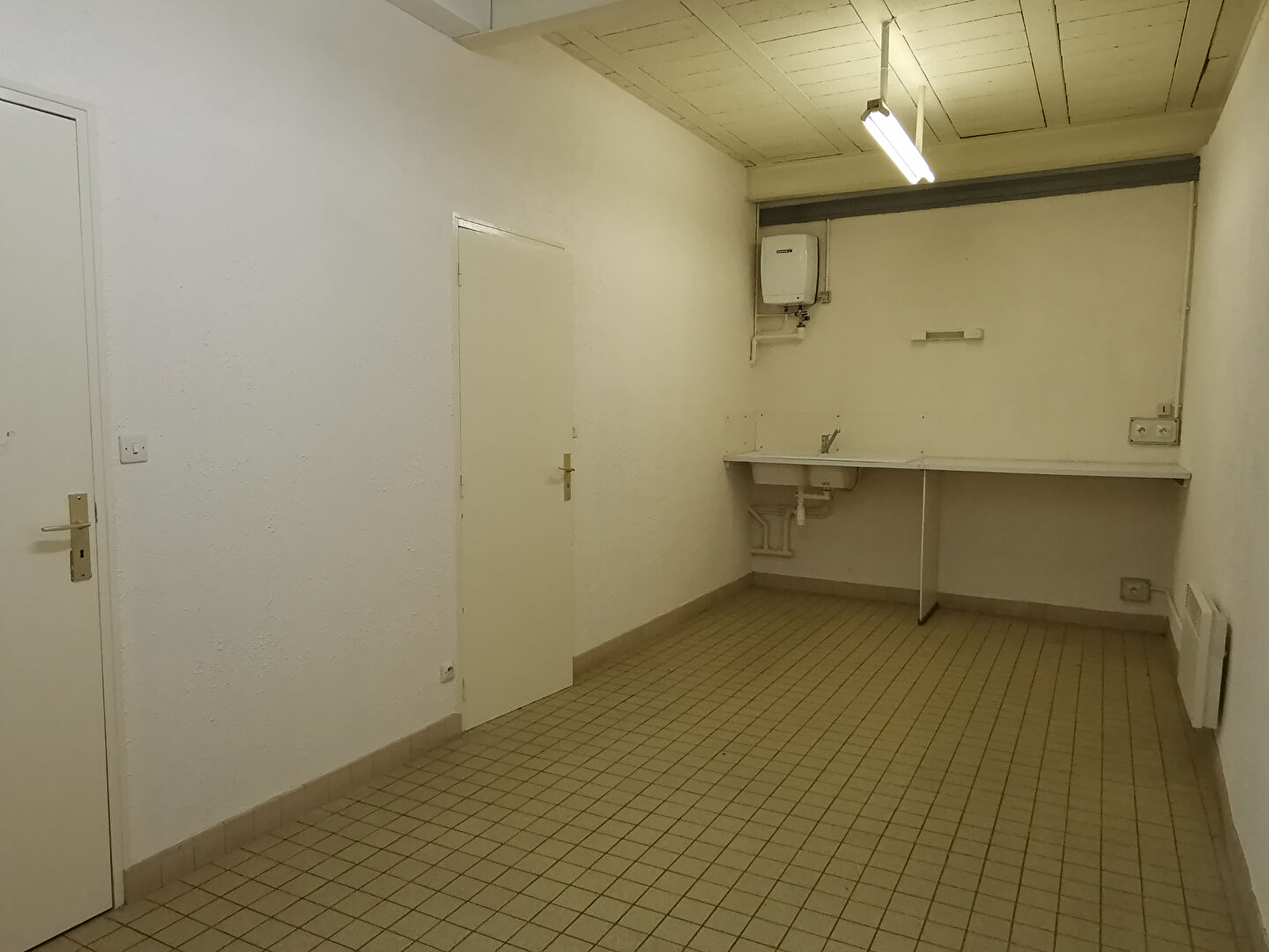 Photo Local professionnel/bureau - Brou Centre image 3/5