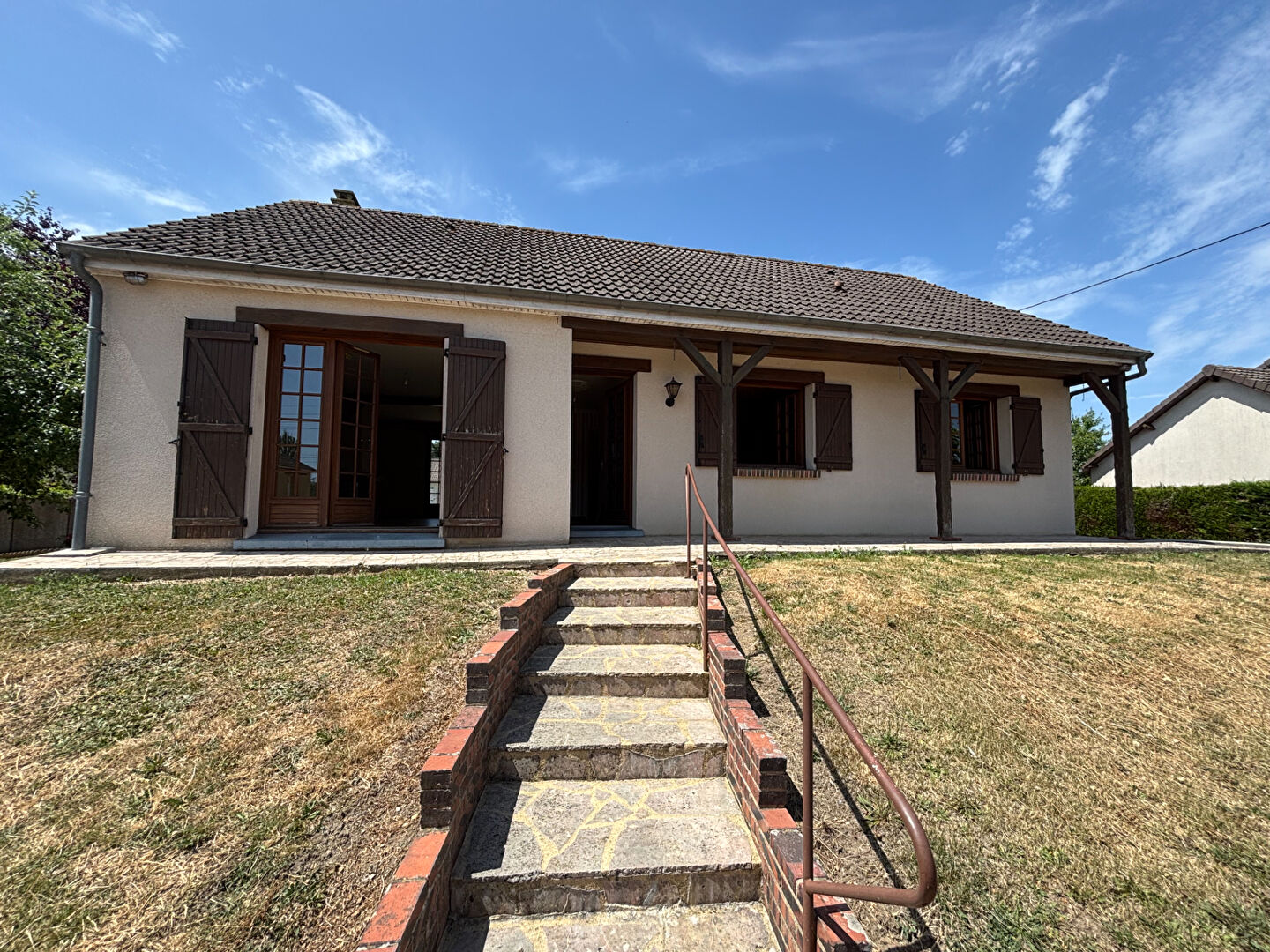 Agence immobilière de AGENCE JEAN POSSON - LES LOGIS DE BROU