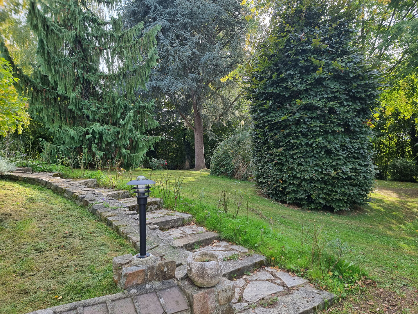 Photo ensemble de deux maisons image 2/6