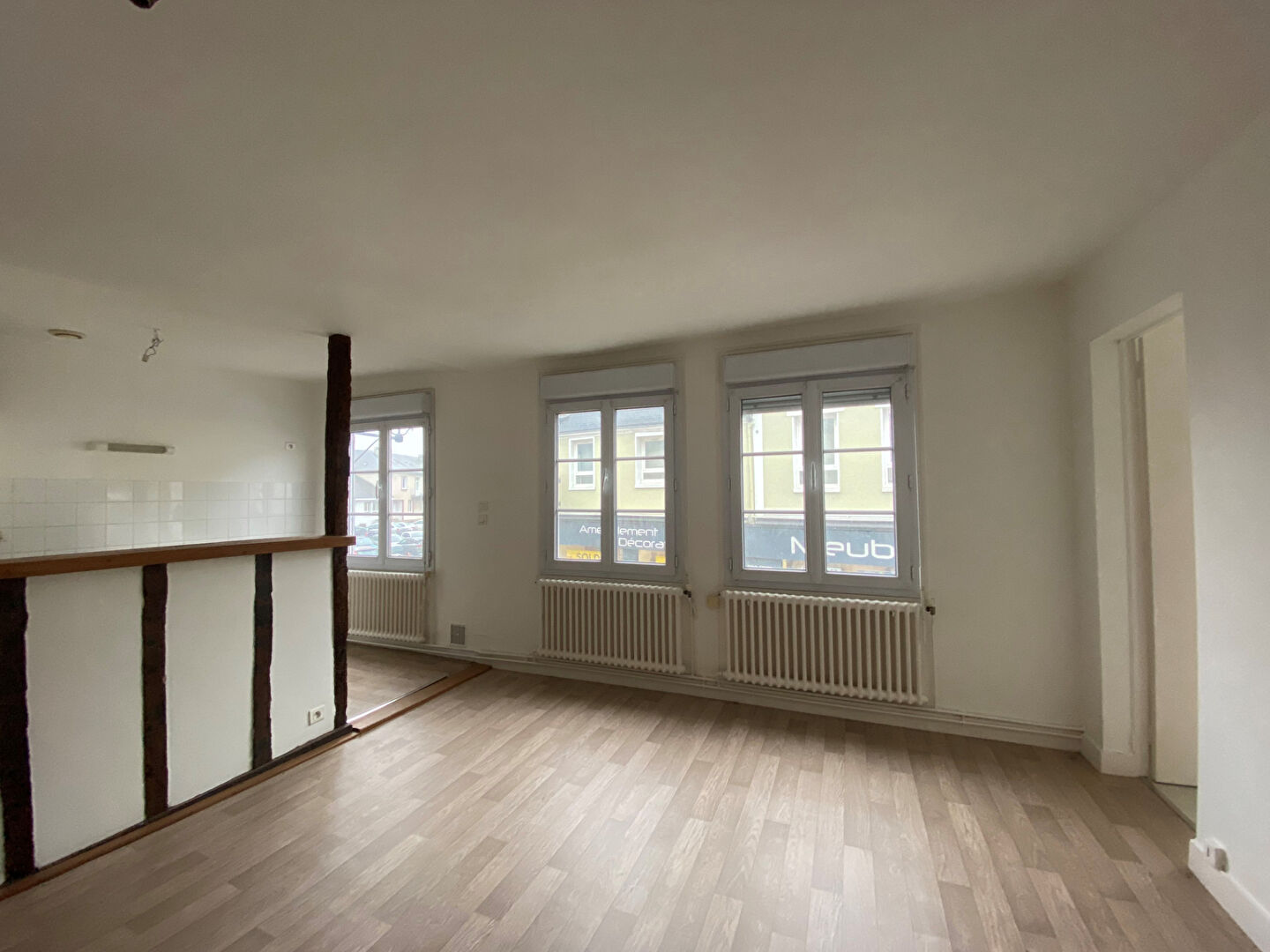 Agence immobilière de AGENCE JEAN POSSON - LES LOGIS DE BROU