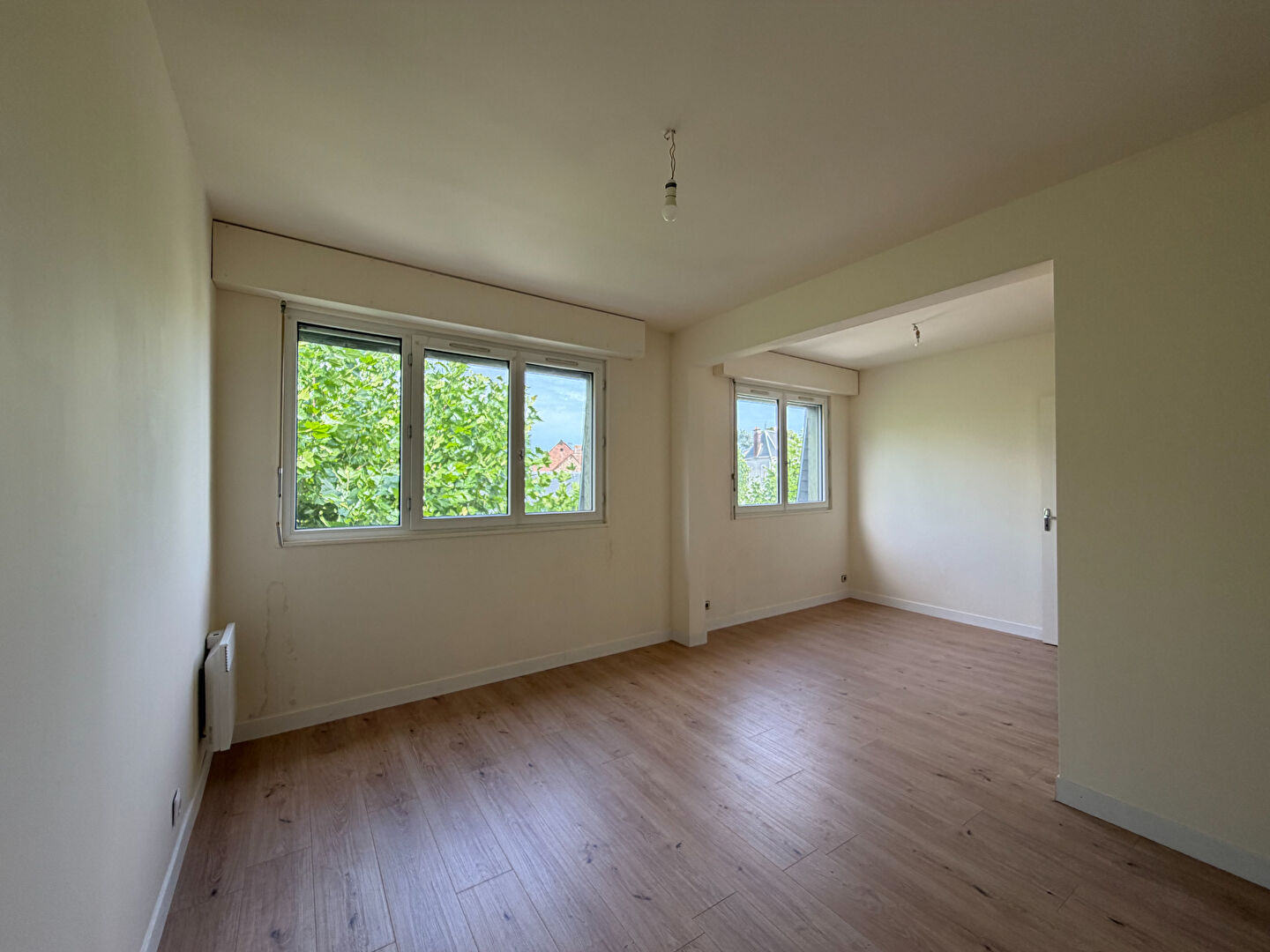 Agence immobilière de AGENCE JEAN POSSON - LES LOGIS DE BROU