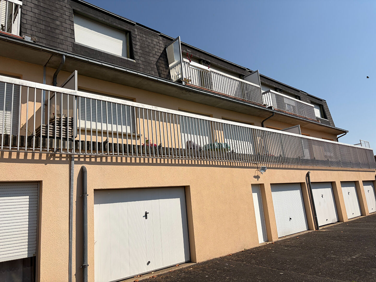 Agence immobilière de AGENCE JEAN POSSON - LES LOGIS DE BROU