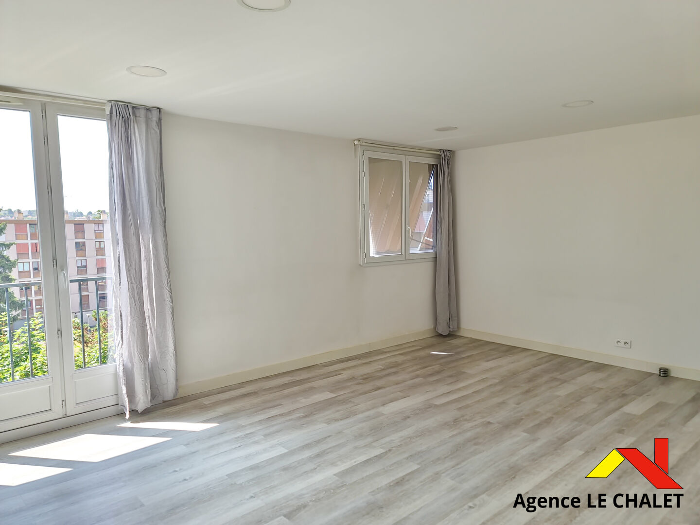 Agence immobilière de AGENCE LE CHALET - AGENCE LE CHALET