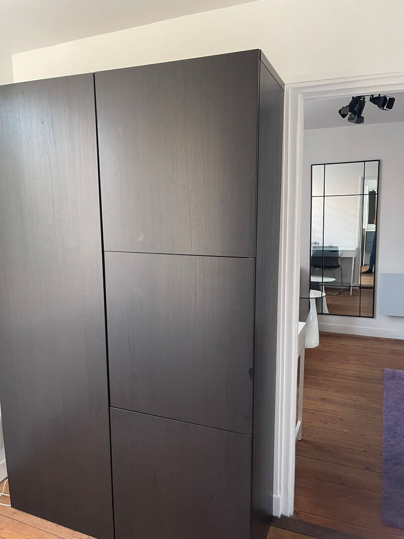 Photo Suite parentale 25 m² - étage privatif - parking - colocation haut de gamme image 6/6