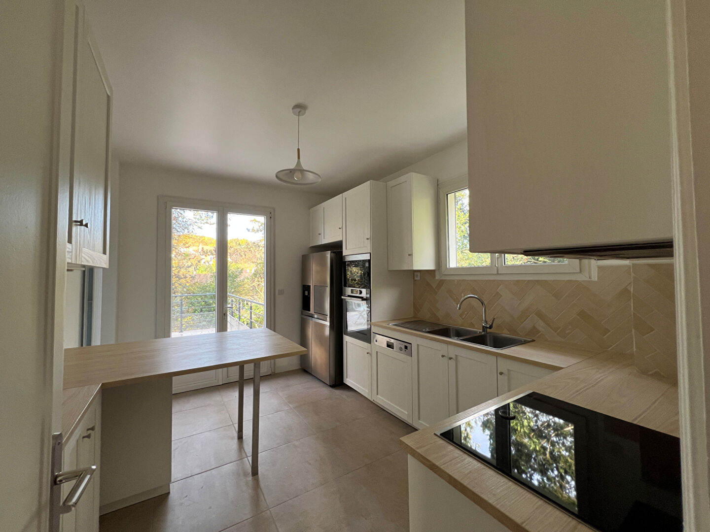 Photo Maison de belle facture dominant un terrain de 1833 m2 image 5/6