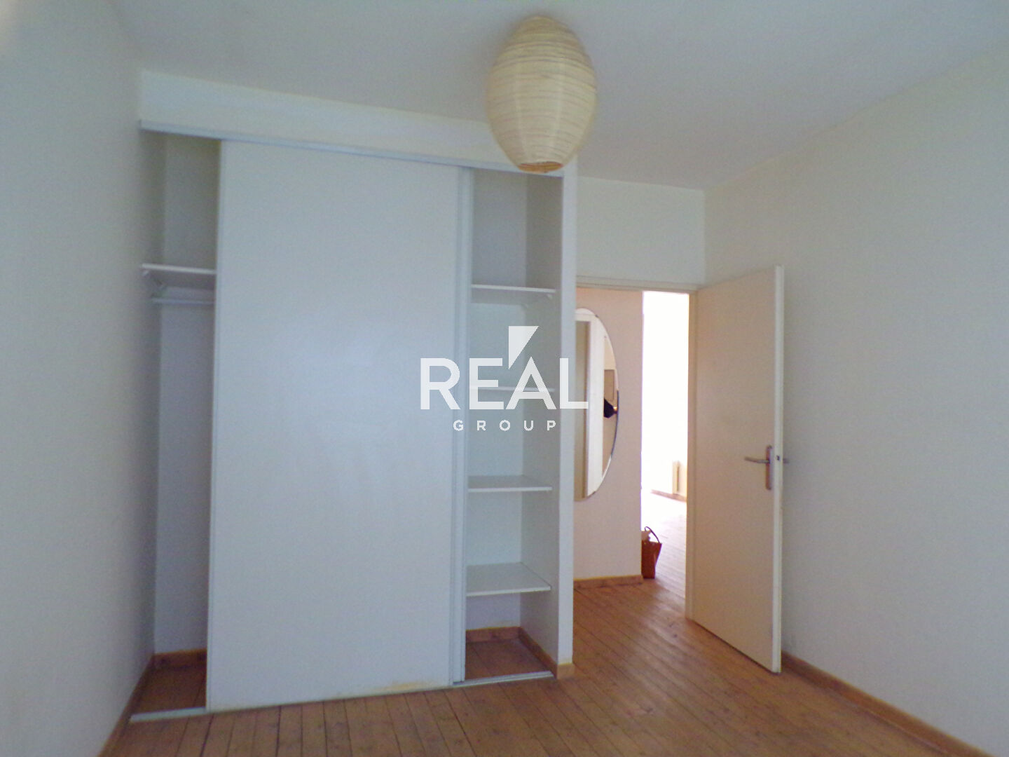 Photo BORDEAUX- Chartrons-Notre Dame image 4/5