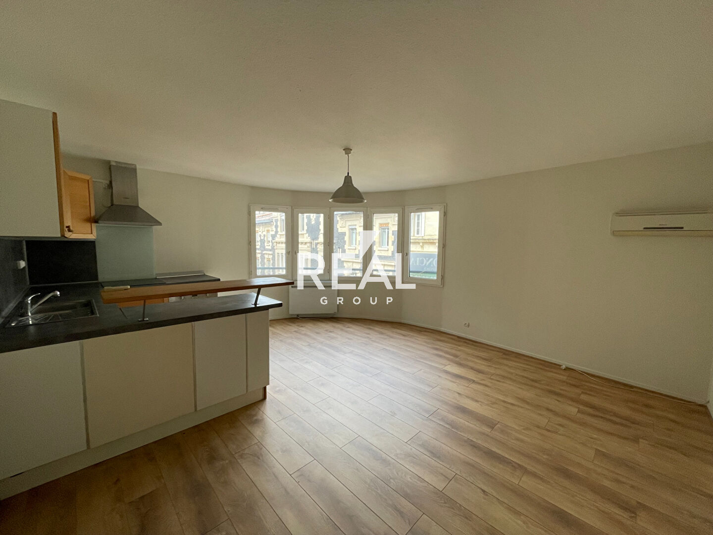 Photo Bordeaux, T3 bis de 68m2 image 2/6