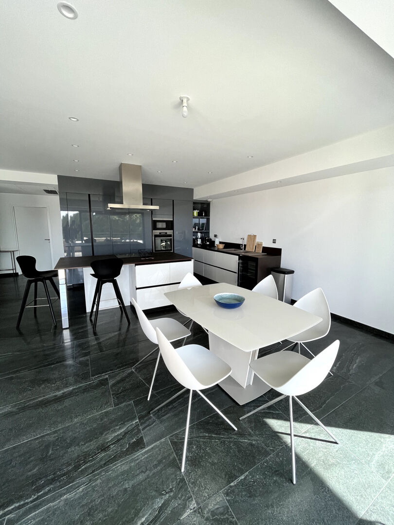 Photo Rare-T3 Haut Standing vue mer image 2/6