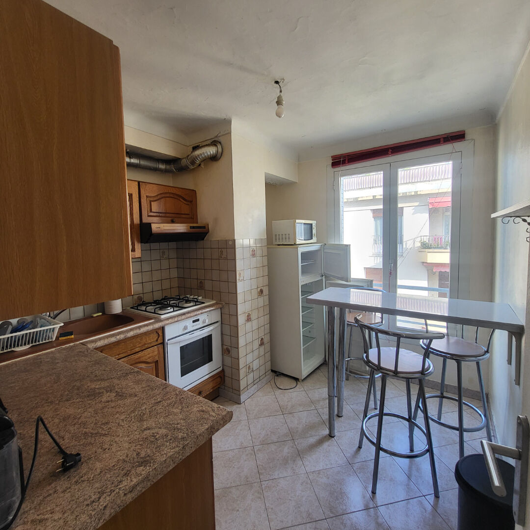 Photo 2p AVEC BALCON + PARKING COLLECTIF  BORRIGLIONE image 4/5