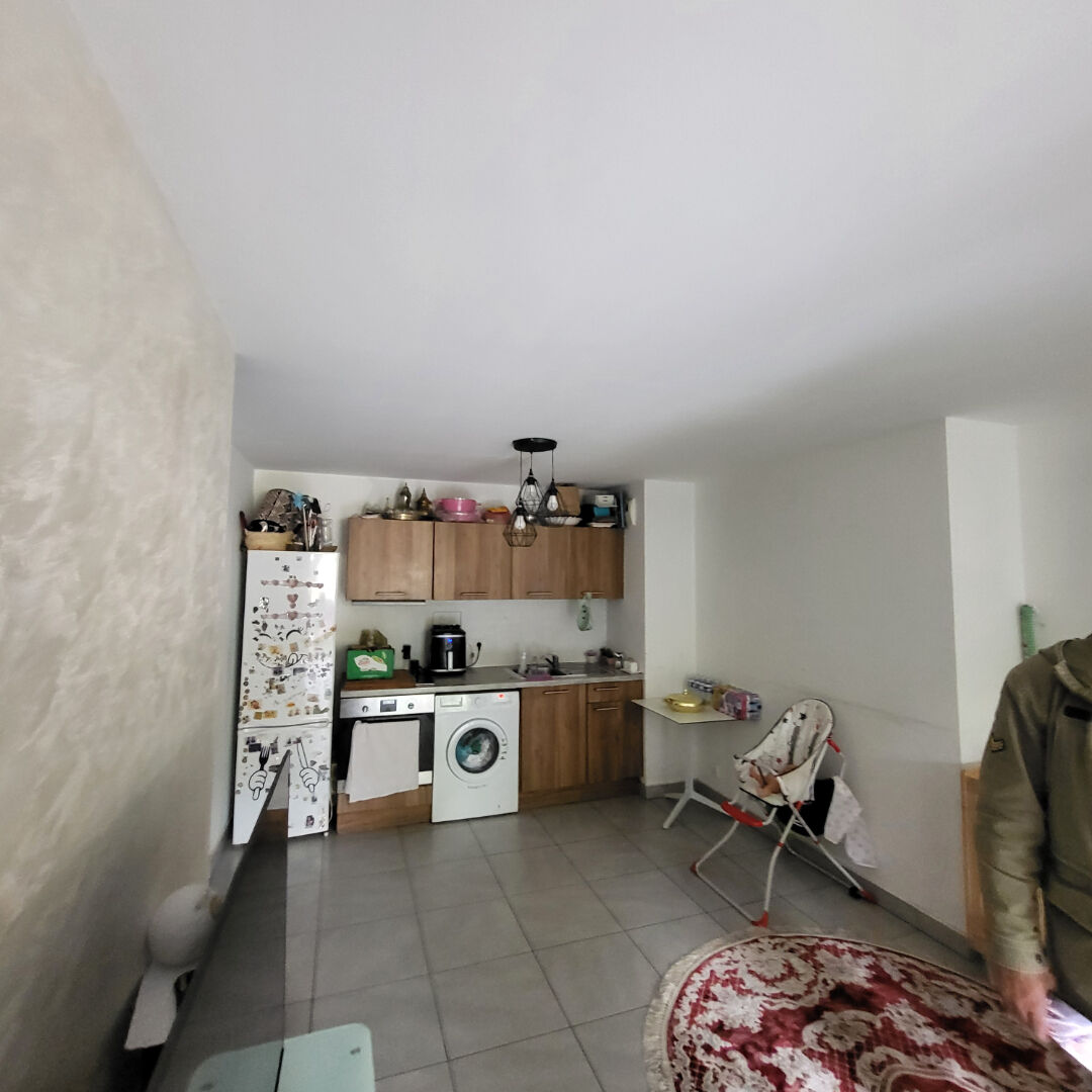 Photo 2P AVEC BALCON NICE NORD image 4/5