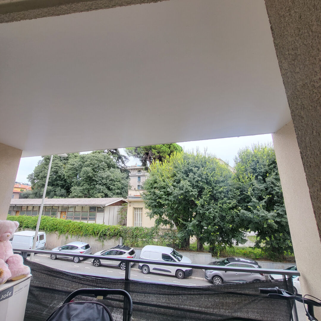 Photo 2P AVEC BALCON NICE NORD image 5/5