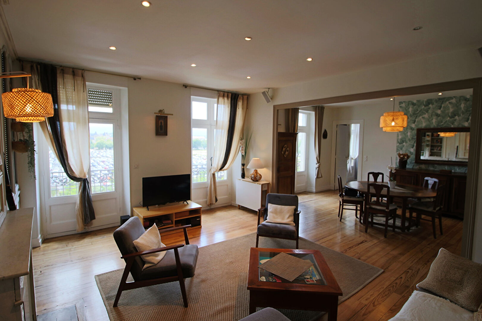 Photo Appartement type Haussmannien vue Pyrénées image 2/6