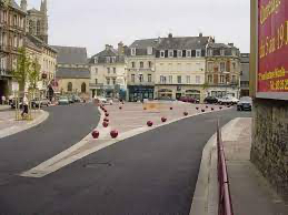 Photo IMMEUBLE AVEC LOCAL COMMERCIAL FECAMP image 2/2