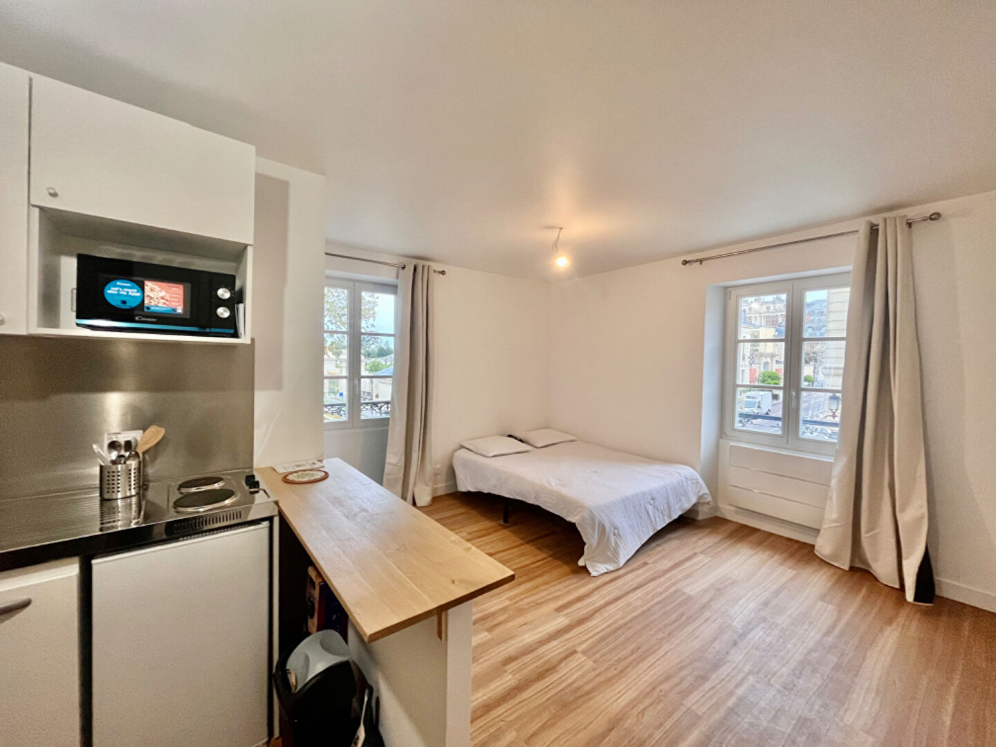 Agence immobilière de AGENCE LA JOSASSIENNE