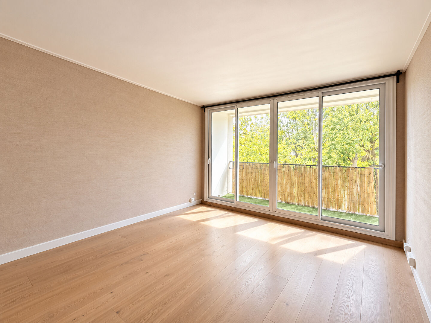 Agence immobilière de AGENCE LA JOSASSIENNE