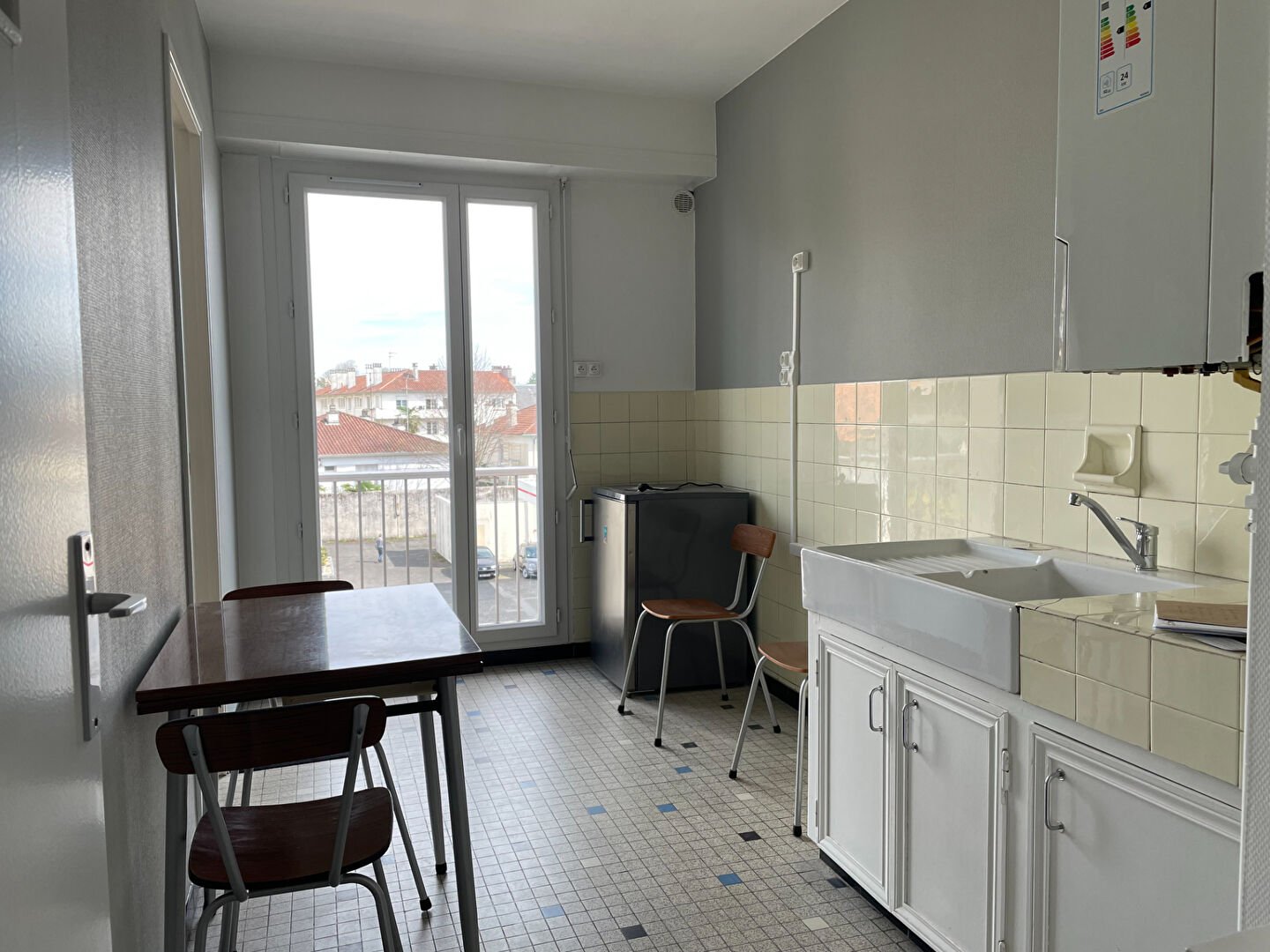 Photo LOCATION DEUX PIECES - AVENUE JEAN MERMOZ image 5/5