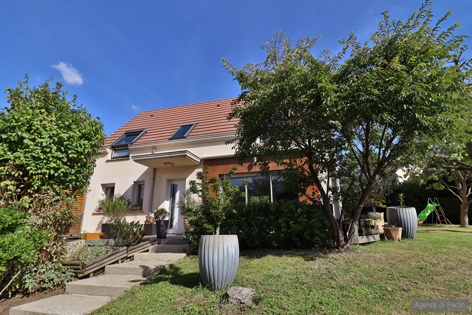 Agence immobilière de AGENCE DE PARON Verrieres Le Buisson - AGENCE DE PARON