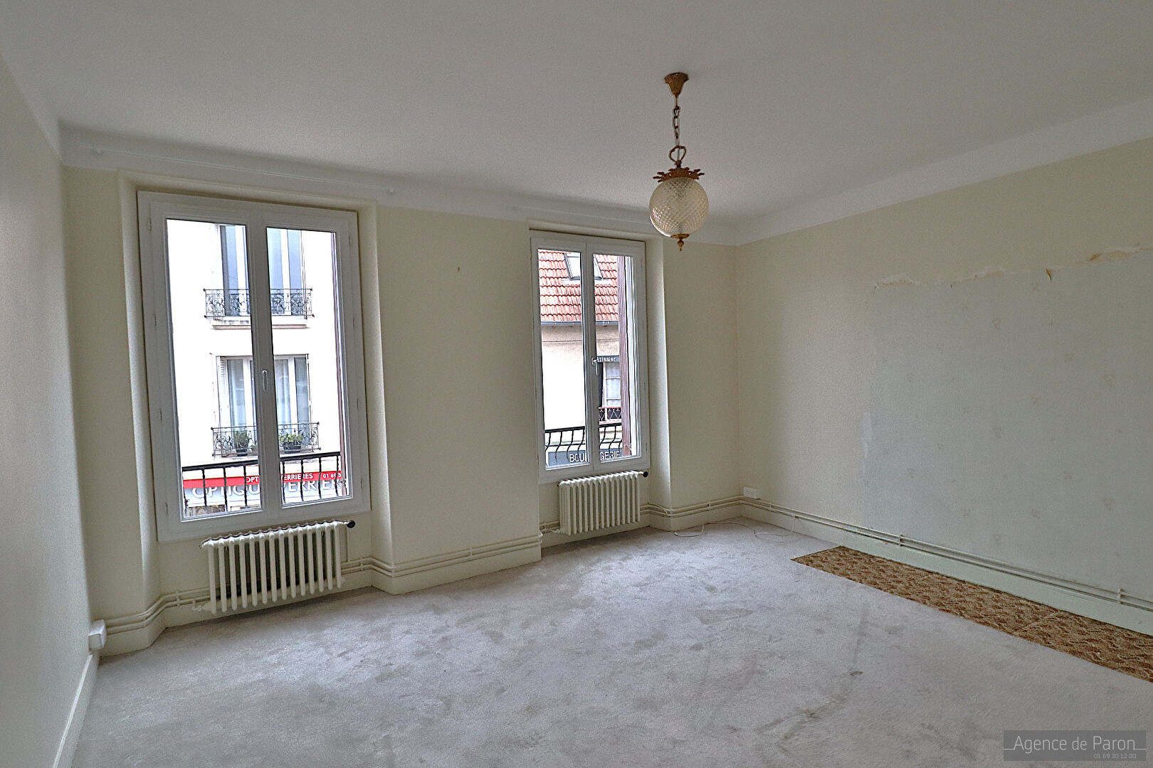 Photo Appartement Verrieres Le Buisson 2 pièce(s) 46 m2 image 2/6