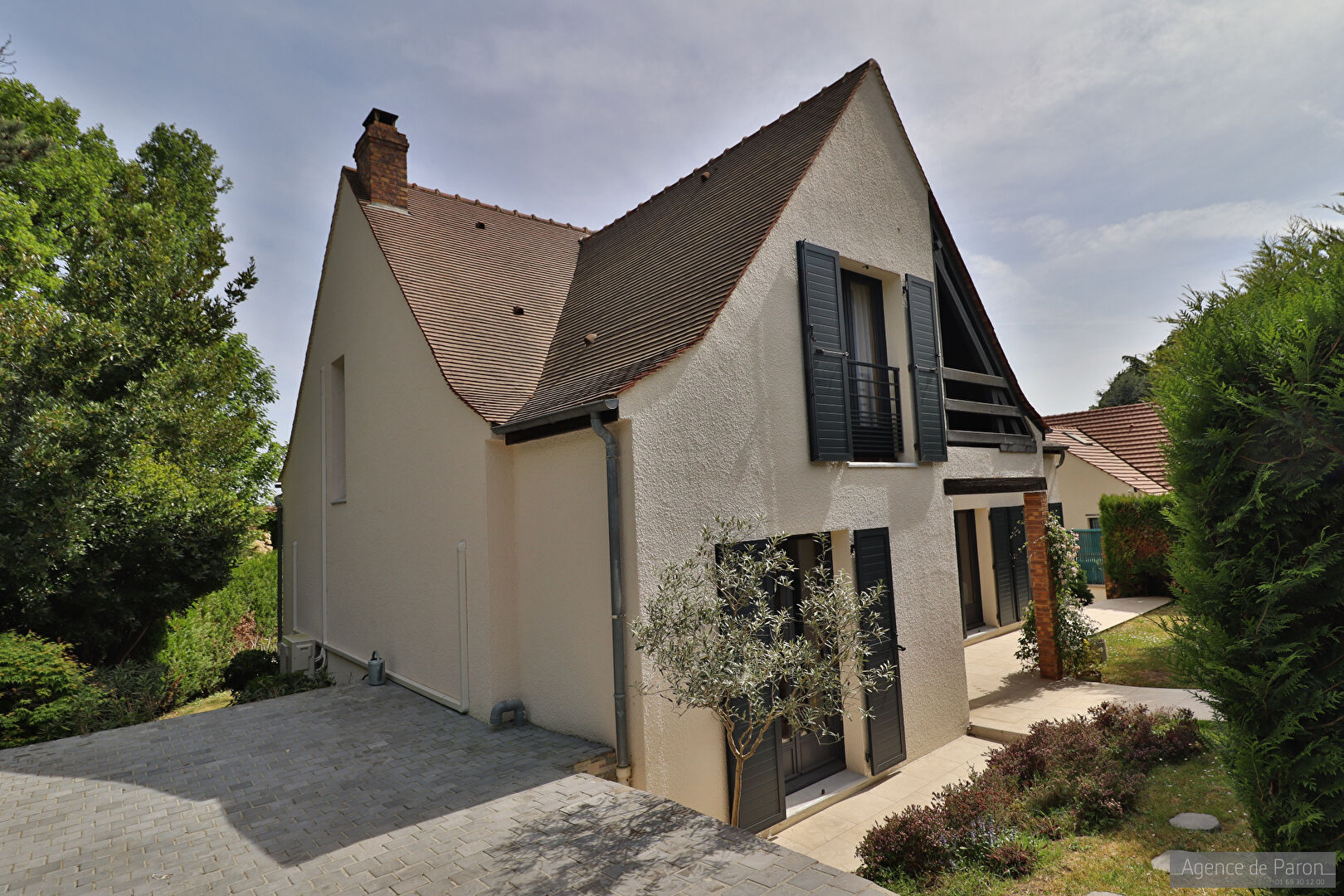 Agence immobilière de AGENCE DE PARON Verrieres Le Buisson - AGENCE DE PARON