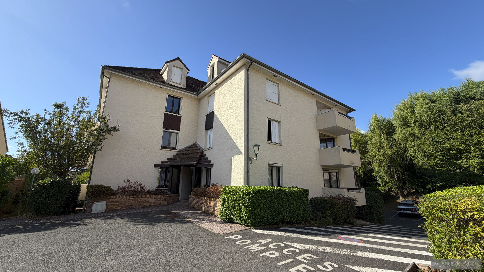 Agence immobilière de AGENCE DE PARON Verrieres Le Buisson - AGENCE DE PARON