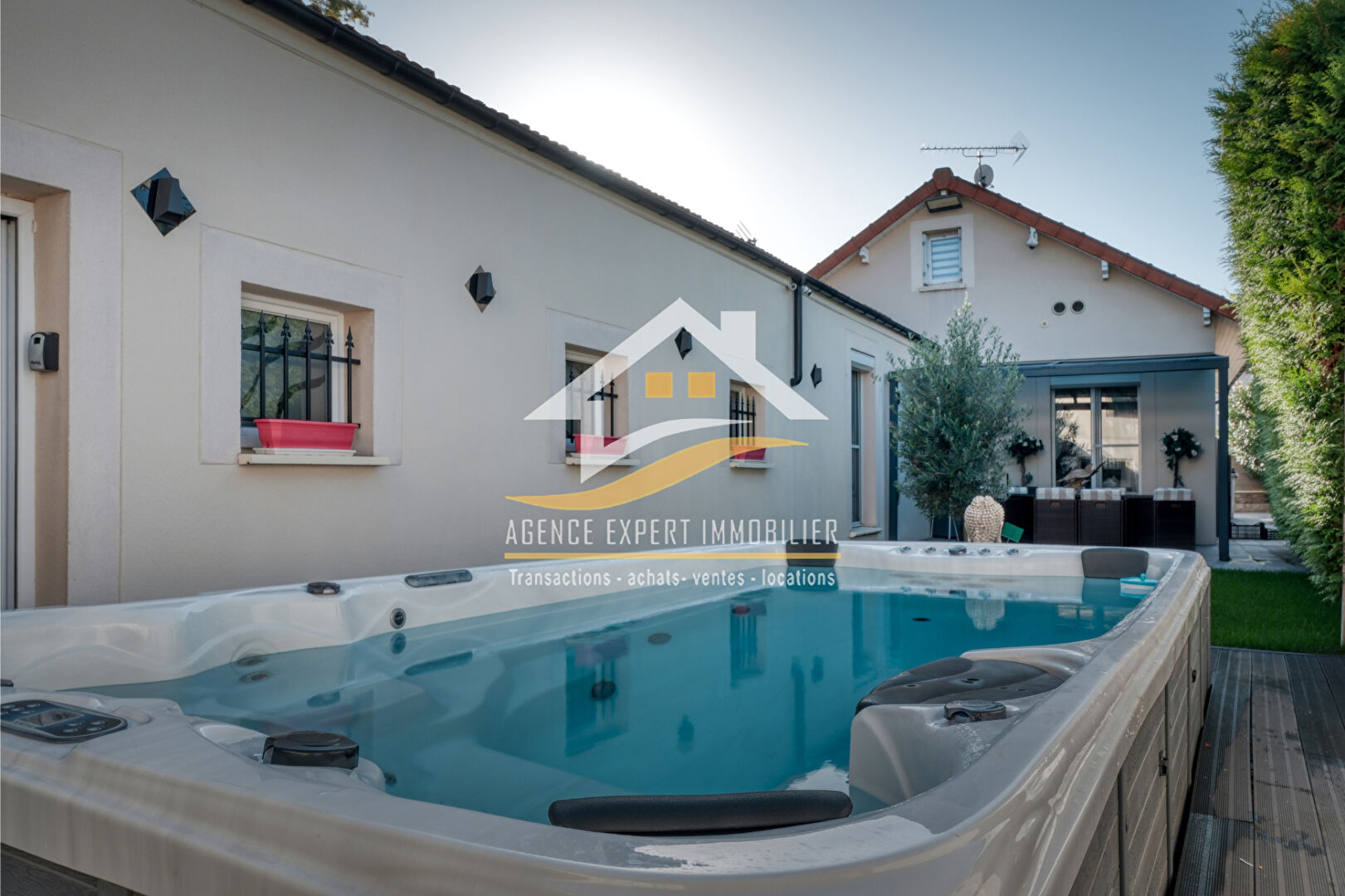 Maison familiale 3 chambres avec suite parentale jardin grand garage à Ballainvilliers