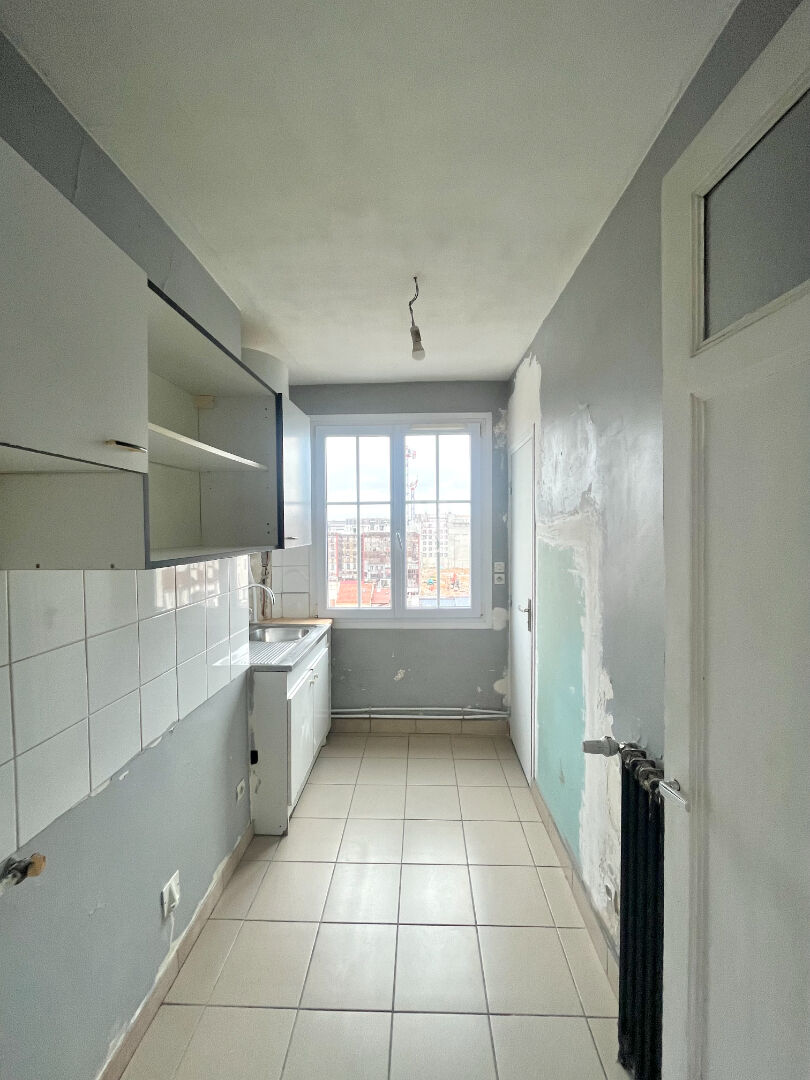 Photo Courbevoie - République - 2 pièces - dernier étage image 3/6