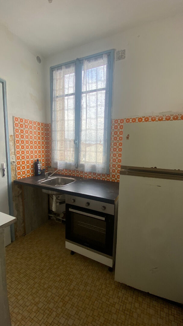 Photo STUDIO  COLOMBES Gare des Vallées image 2/6