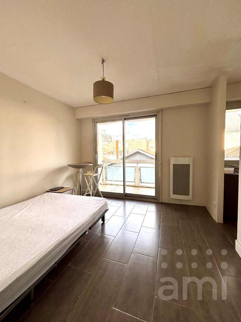 Agence immobilière de AGENCE AMI NIORT